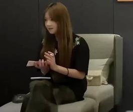  今天约了个颜值小美结果给妹妹搞喷了 7BOSS