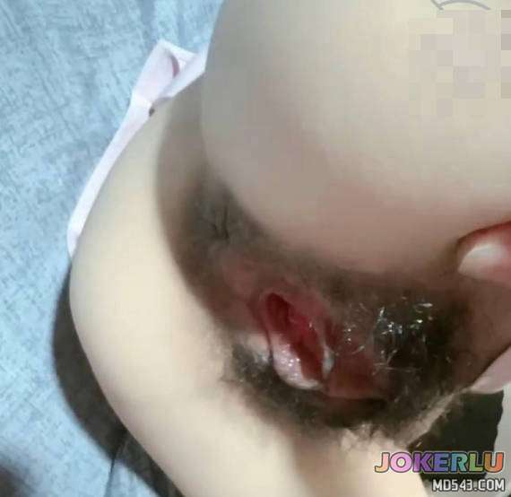  尤物姐姐变身护士服换了各种姿势后终于在厨房把姐姐内射了